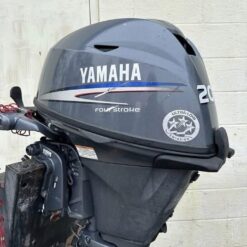 moteur hors-bord Yamaha 20 CV 4 temps de 2010