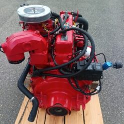 moteur 4 cylindres VOLVO 3.0GL 135cv